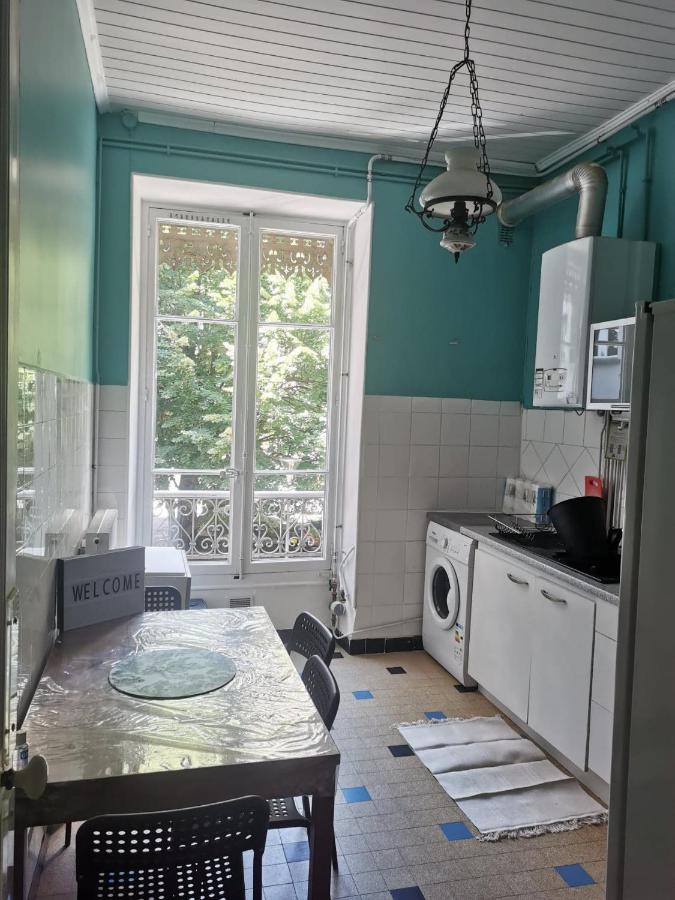 Bel Appartement Charme Ancien Dans Quartier Anime Grenoble Eksteriør bilde